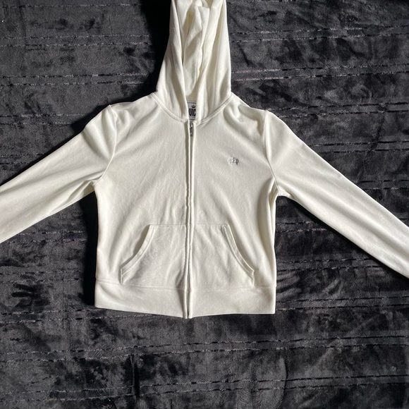 Size s sweater - Picture 2 of 3